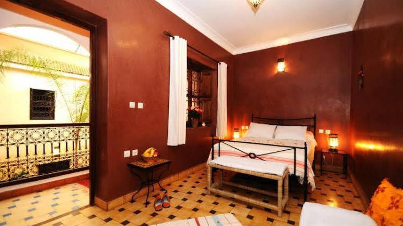 Riad Davia