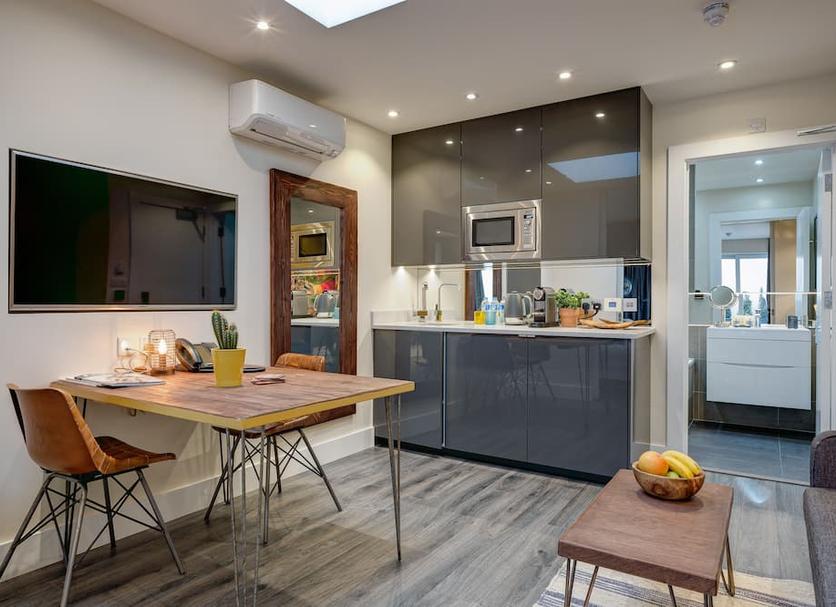 Kitchen Photo