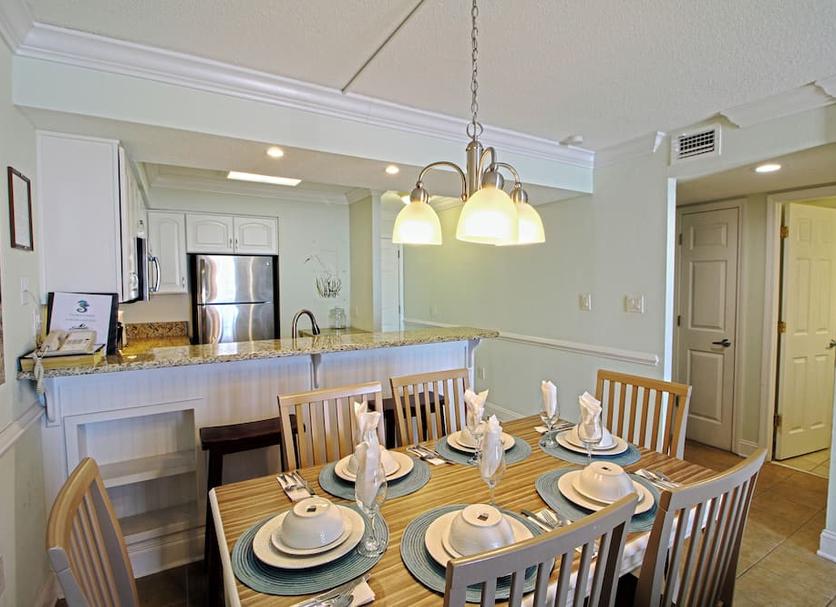 Dining room Photo
