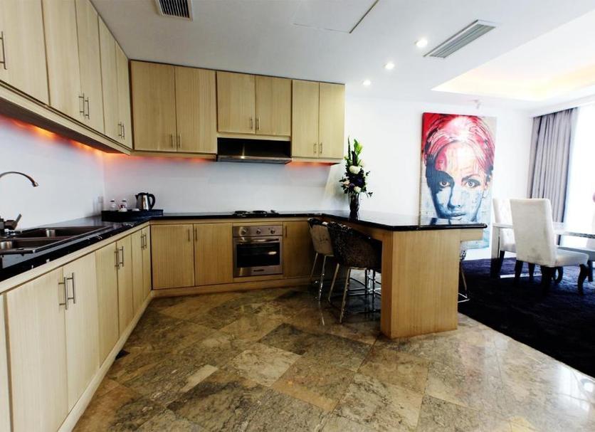 Kitchen Photo
