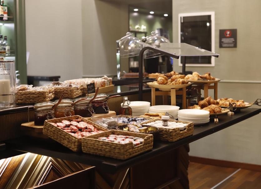 Buffet Photo