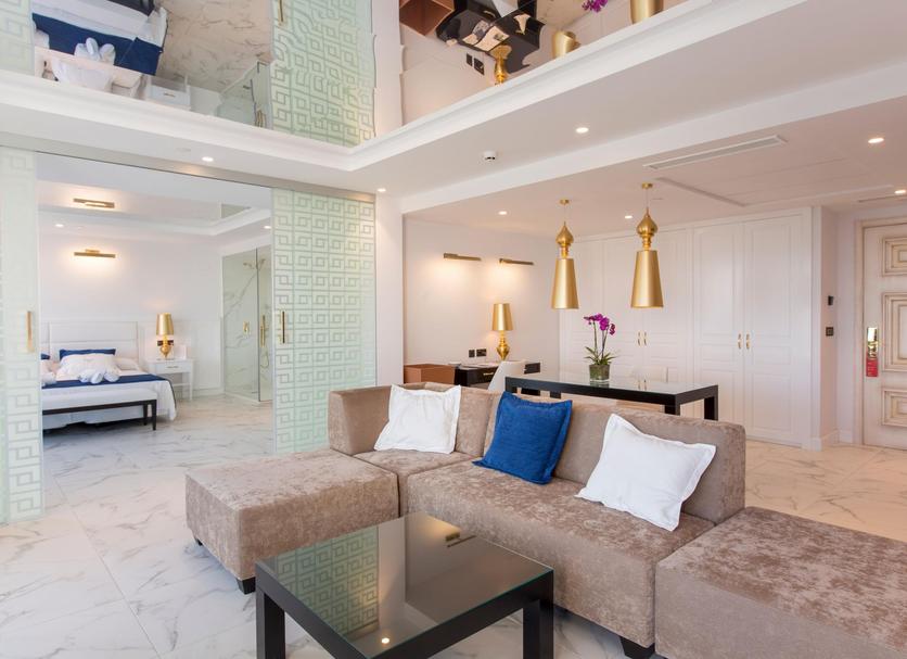 Living room Photo