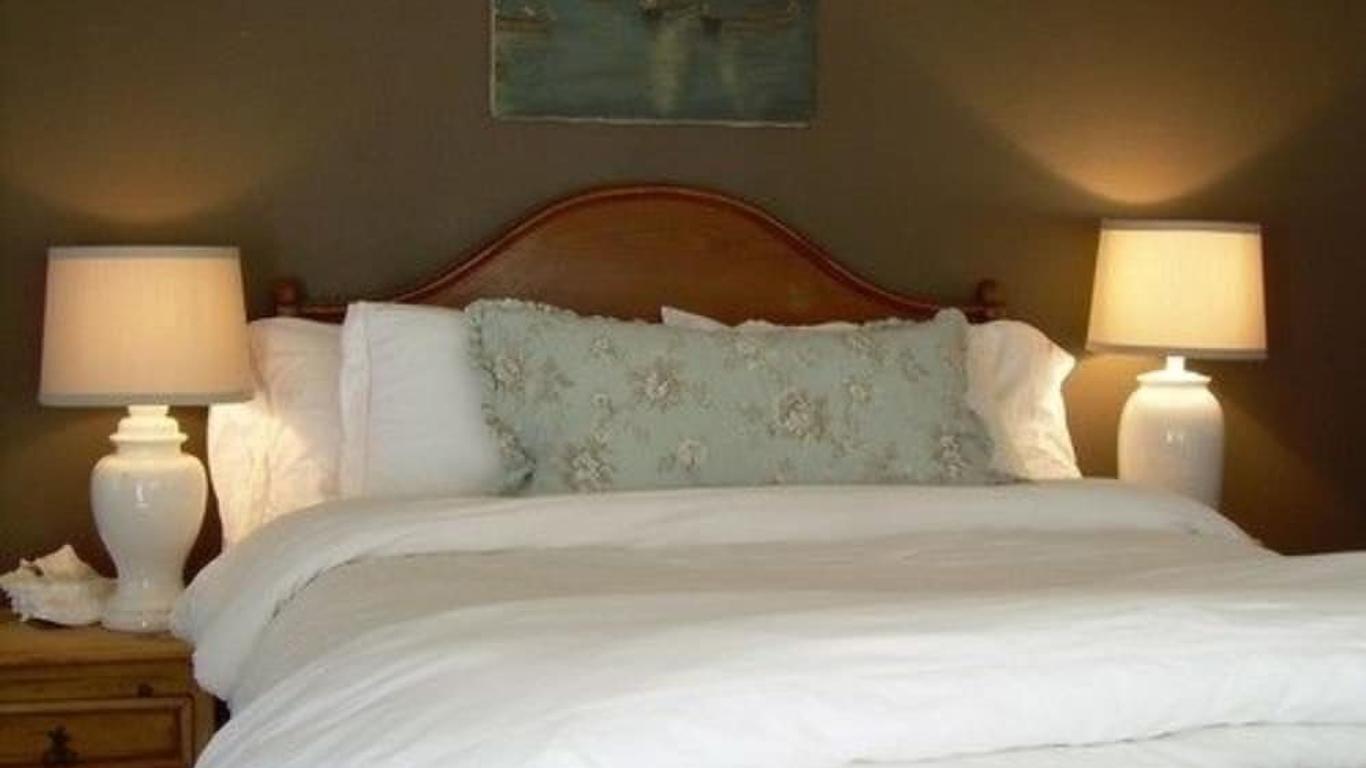 Salmonberry Inn & Beach House