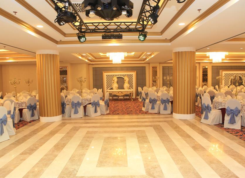 Banquet hall Photo