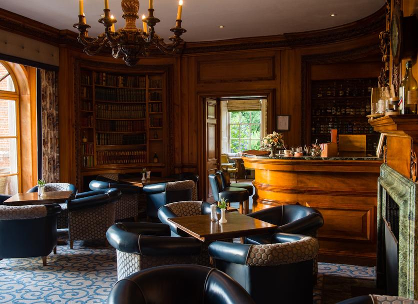 Bar Photo