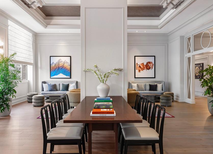 Dining room Photo