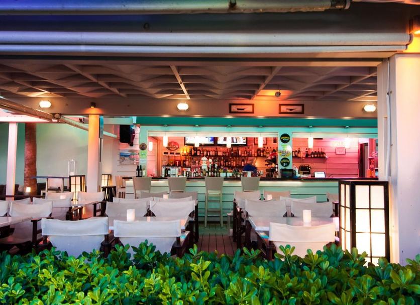 Bar Photo