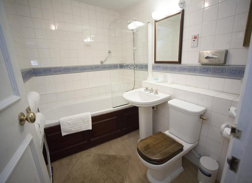 Bathroom Photo