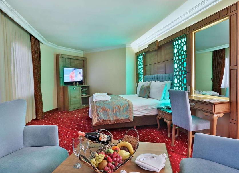 Bedroom Photo