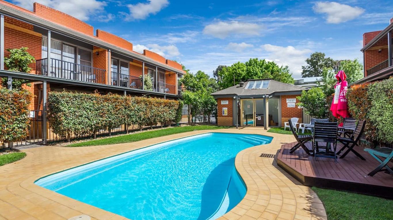 National Hotel Complex Bendigo