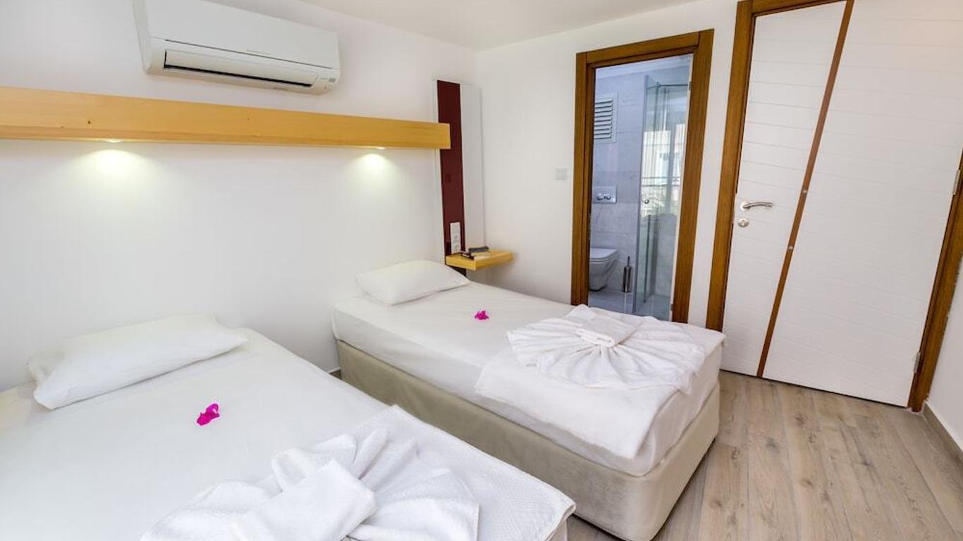 Defne Hotel