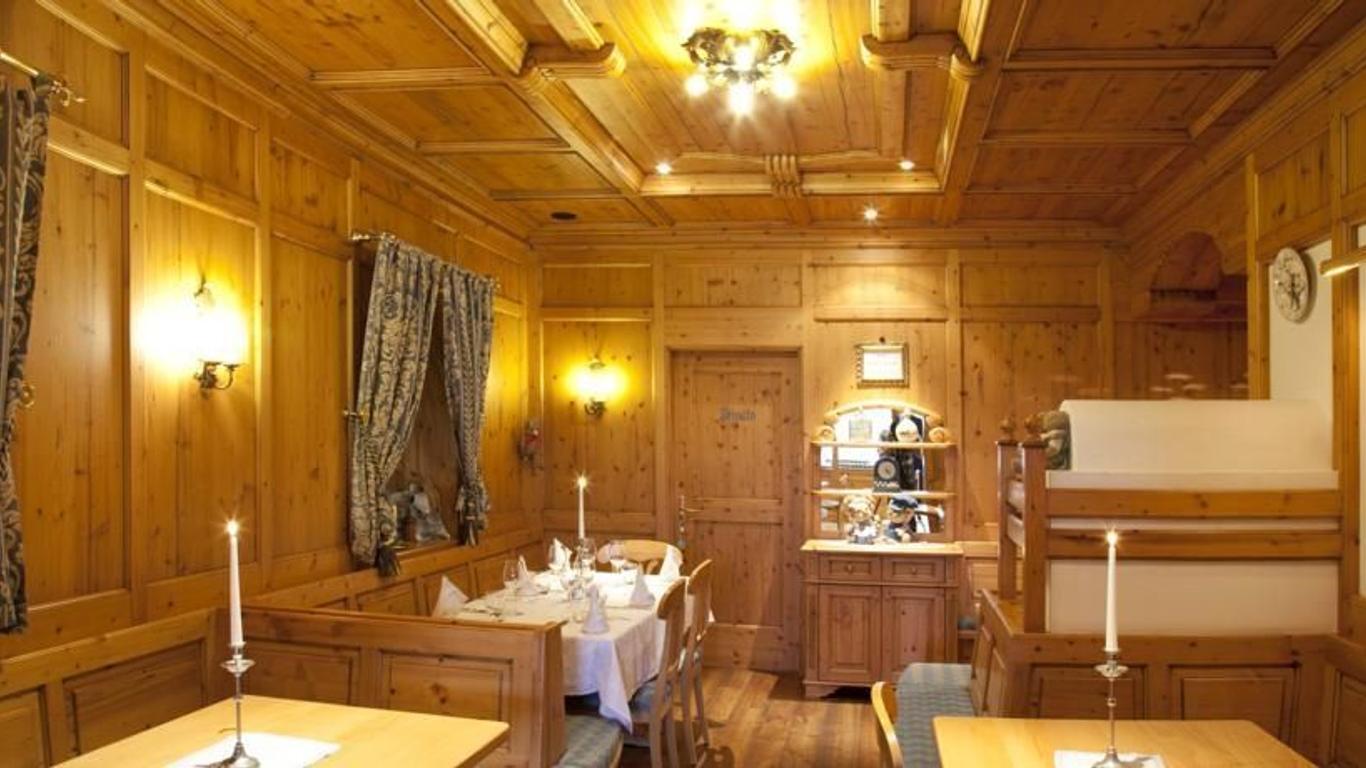 Hotel Jolanda
