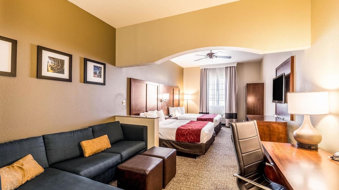 Comfort Suites