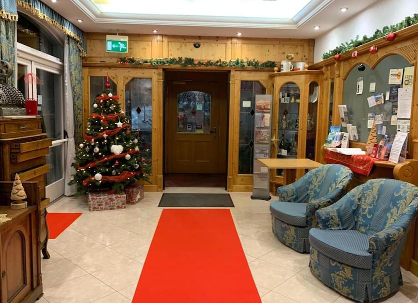 Lobby Photo