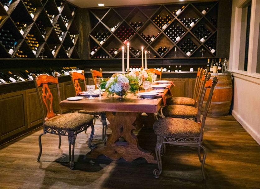 Dining room Photo