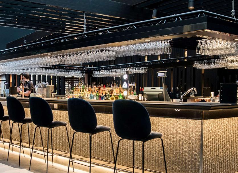 Bar Photo
