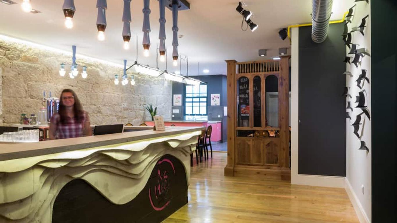 Nice Way Porto Hostel