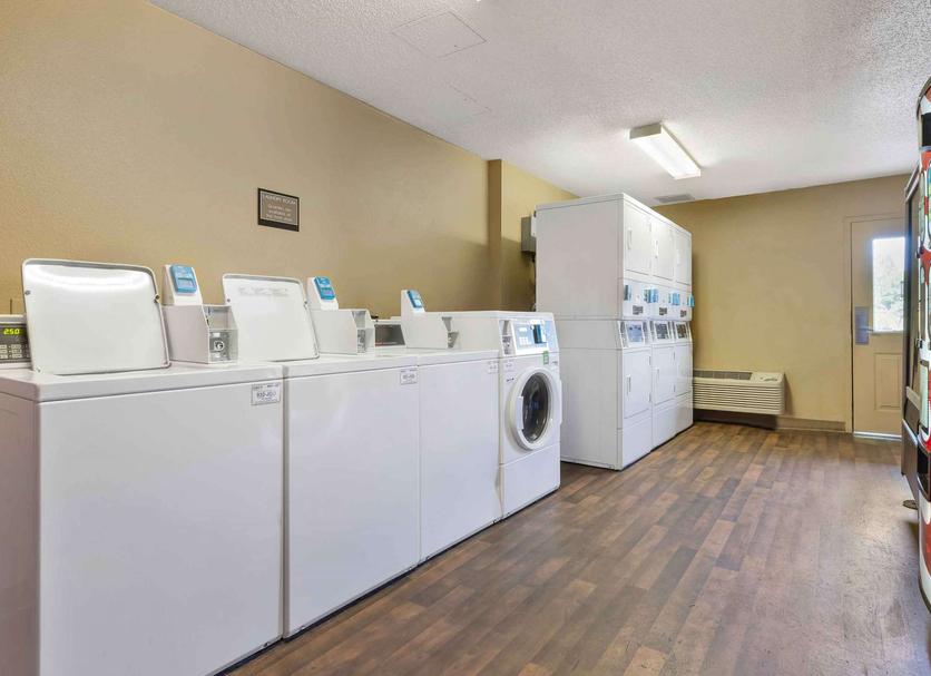 Laundry facility Photo