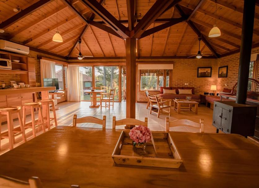 Dining room Photo