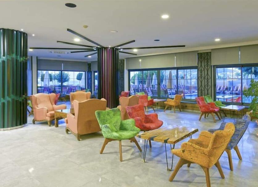 Lounge Photo