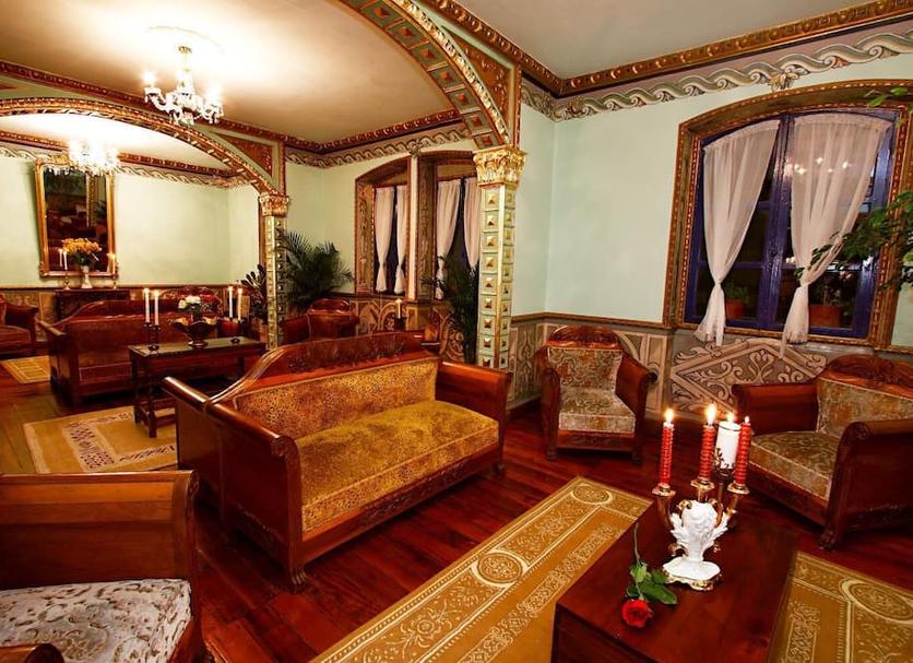 Lounge Photo
