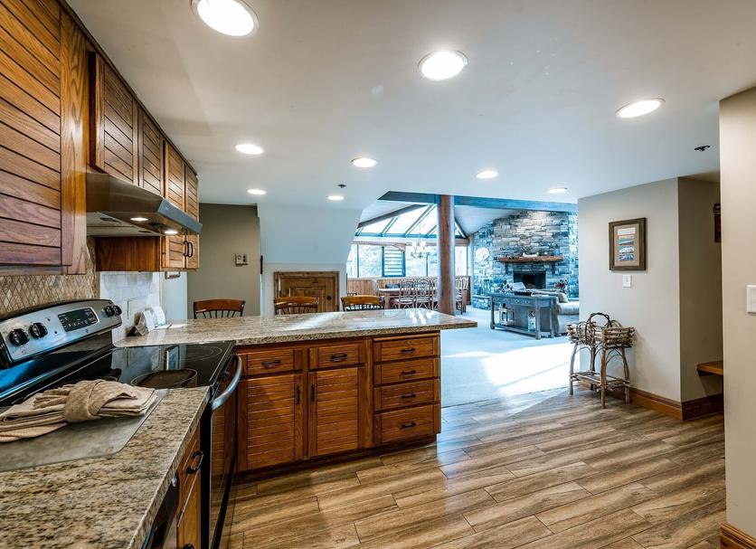 Kitchen Photo