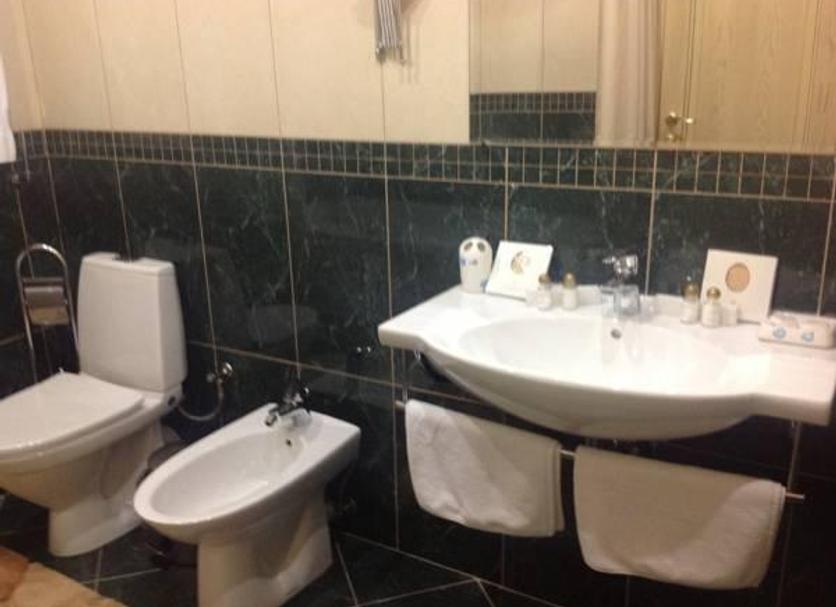 Bathroom Photo