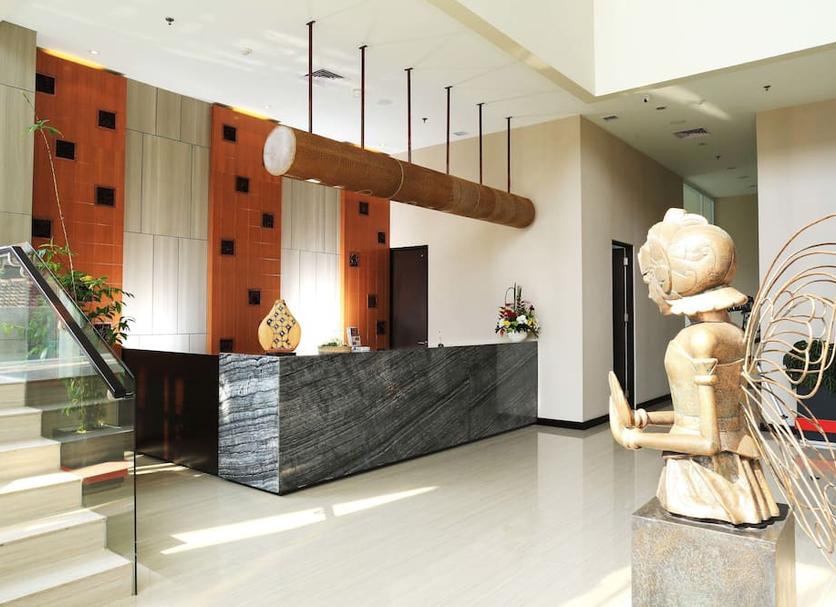 Front desk Photo