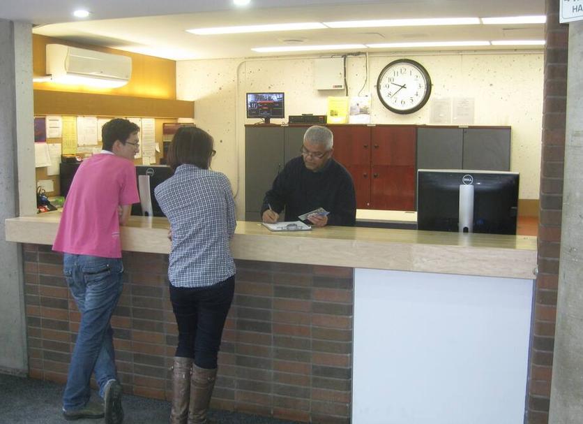 Front desk Photo