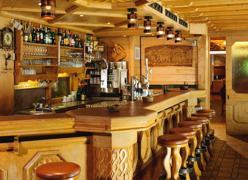 Bar Photo