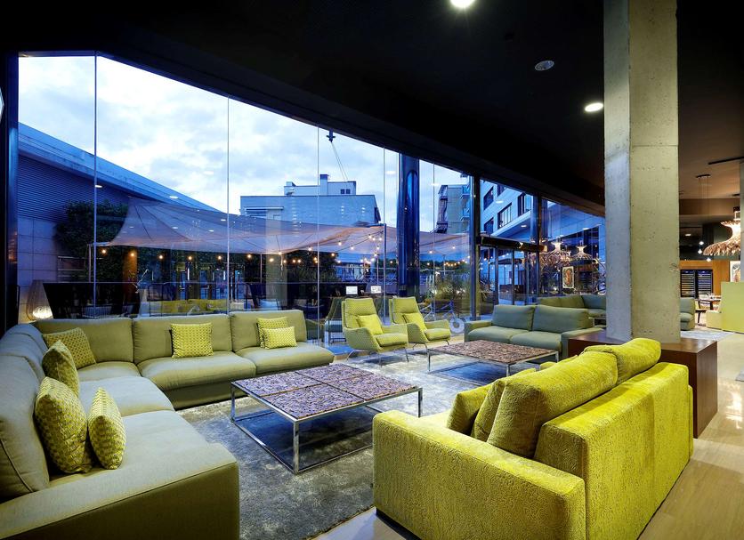 Lounge Photo