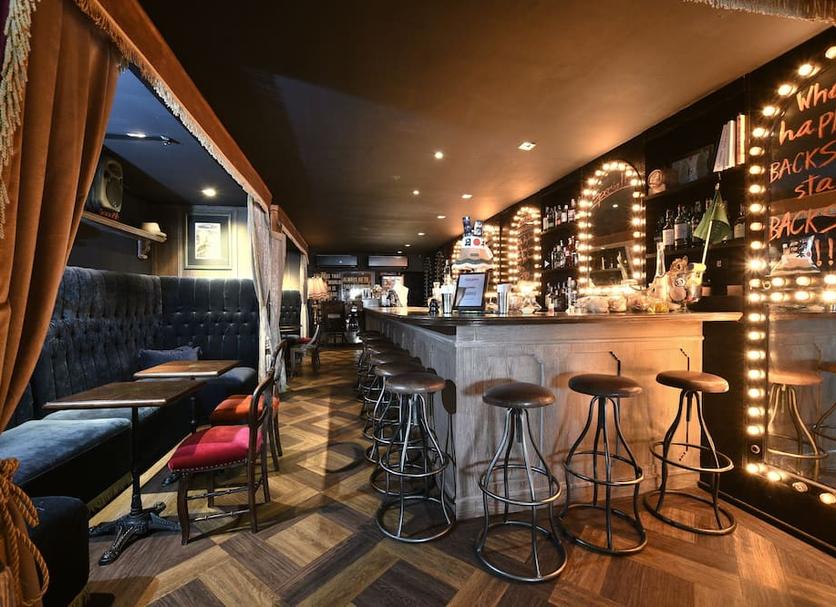 Bar Photo