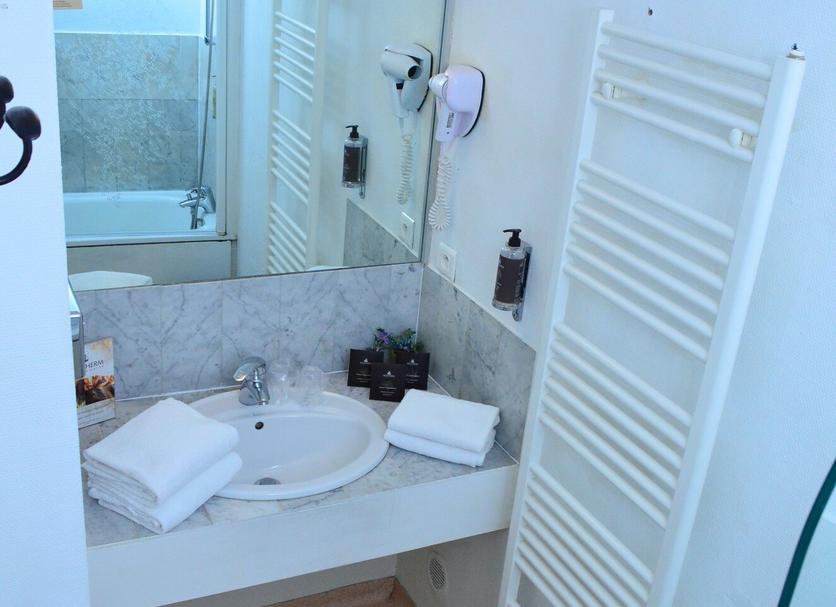 Bathroom Photo