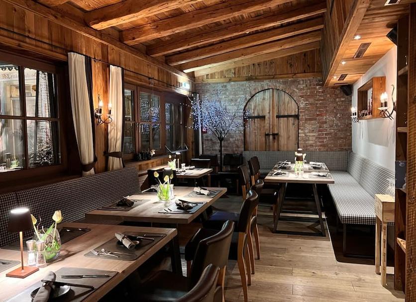 Restaurant Photo