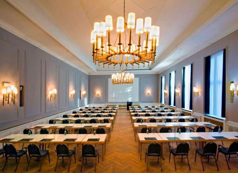 Conference room Photo