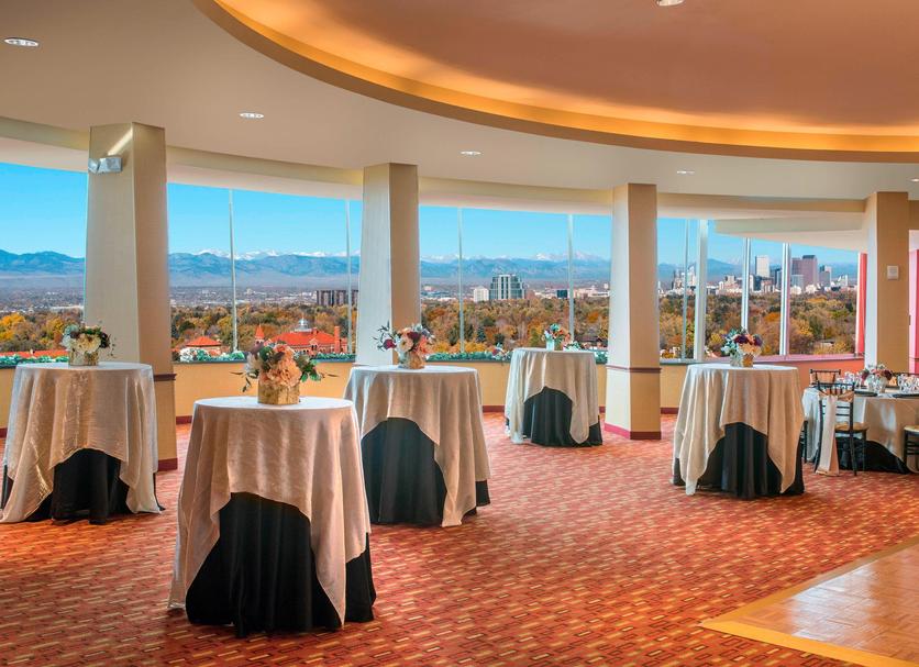 Banquet hall Photo