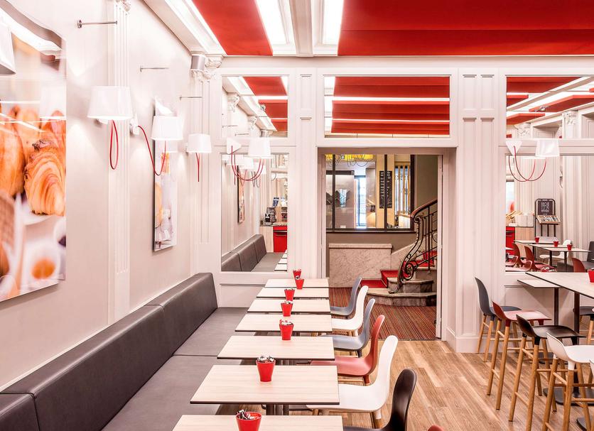 Restaurant Photo