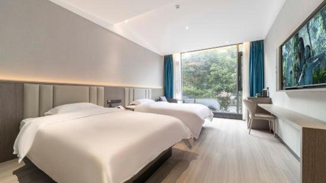 Mingkang Fashion Hotel