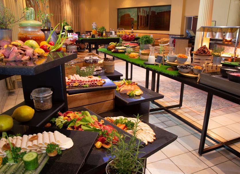 Buffet Photo