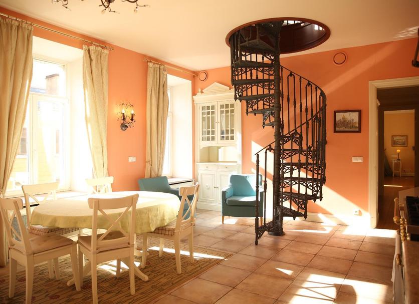 Dining room Photo