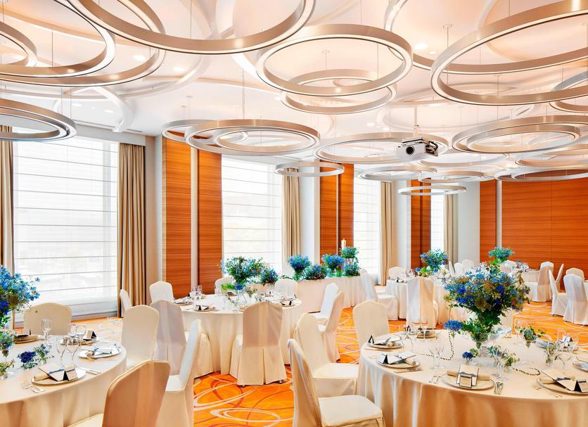Banquet hall Photo