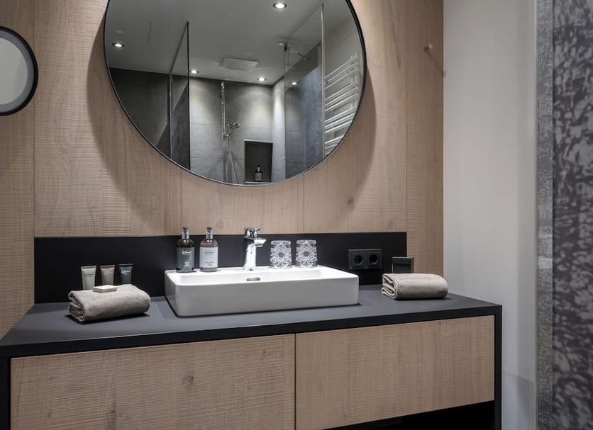 Bathroom Photo
