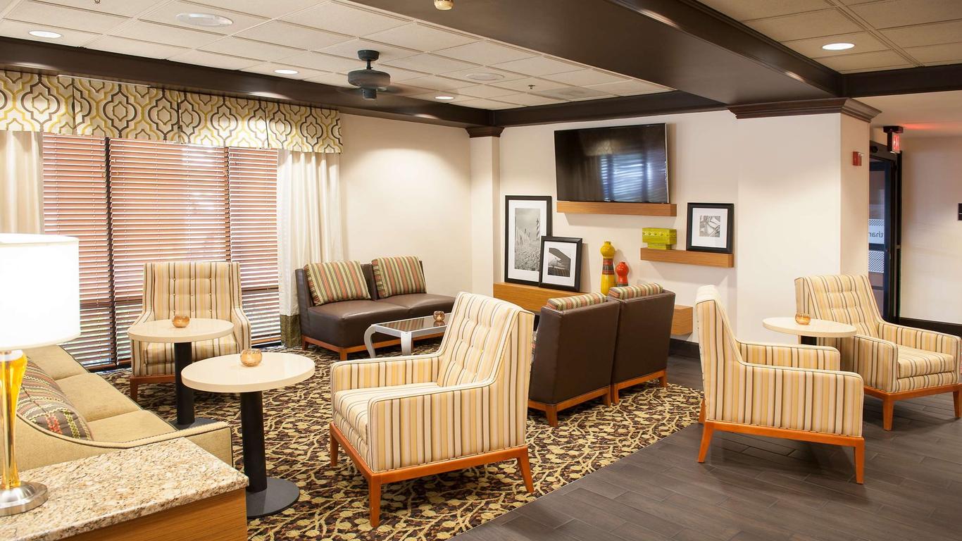 Hampton Inn Pensacola-Airport (Cordova Mall Area)