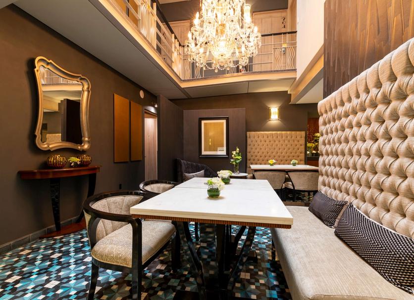 Dining room Photo