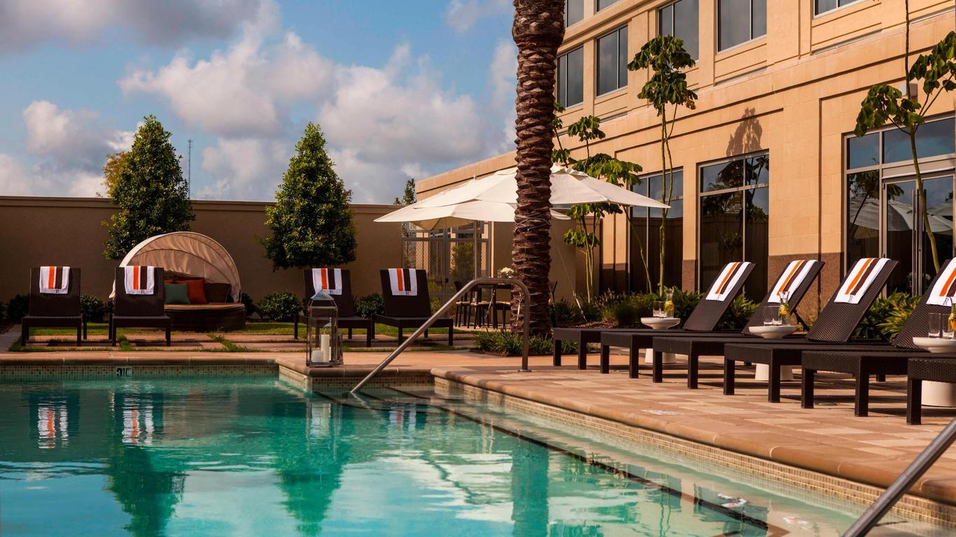 Renaissance Baton Rouge Hotel