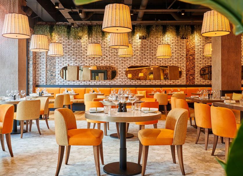 Restaurant Photo
