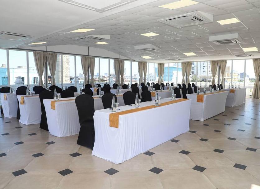 Banquet hall Photo