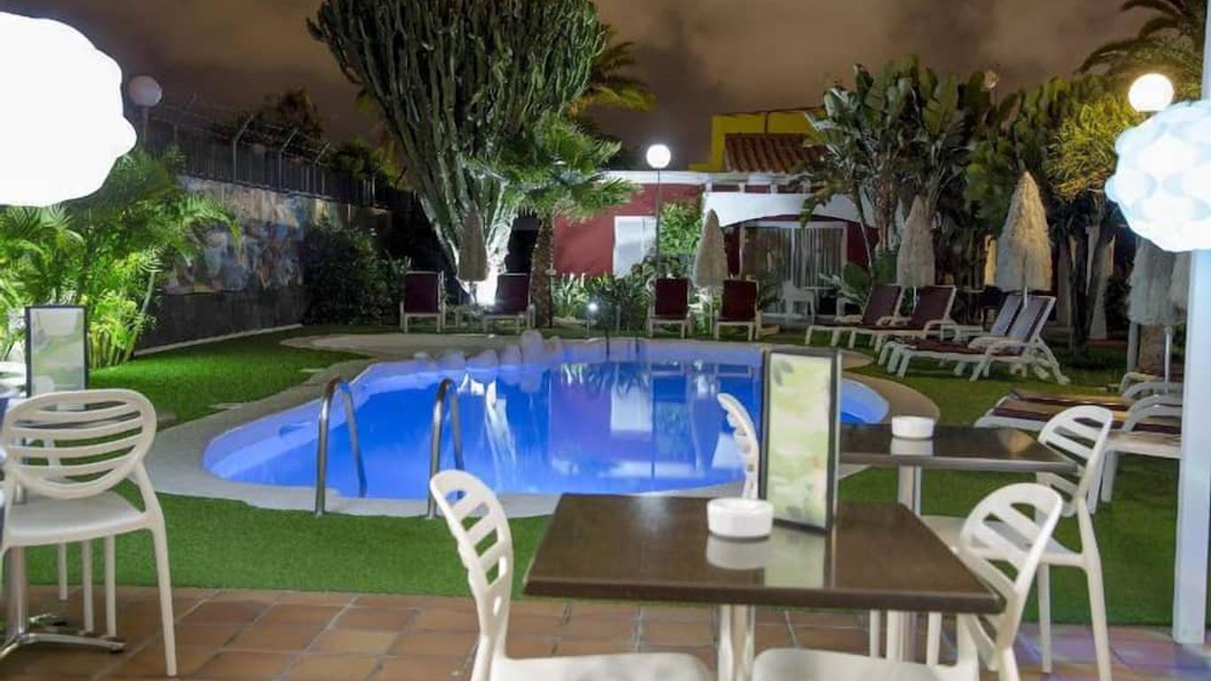 California Suites