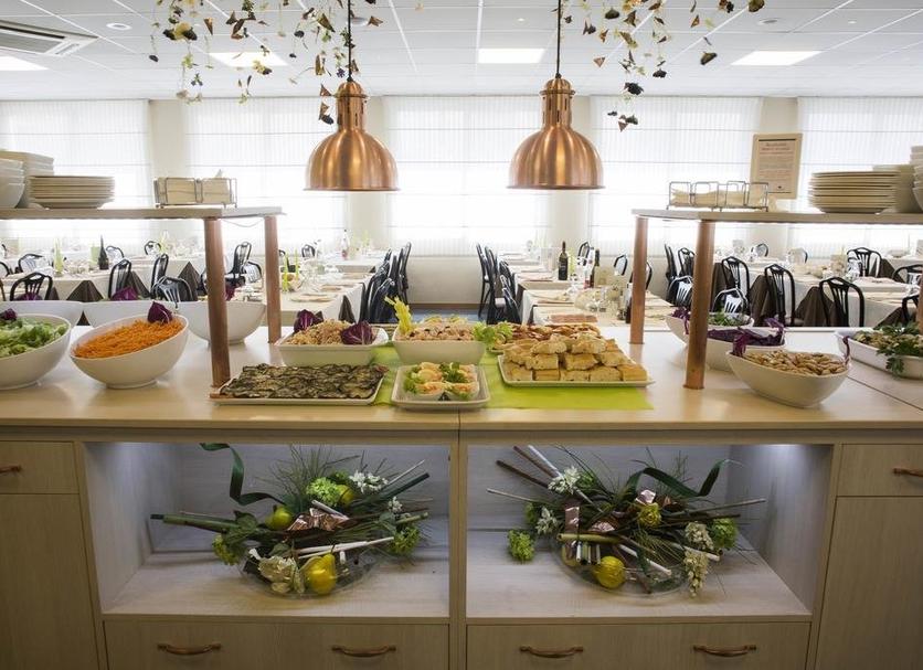 Buffet Photo