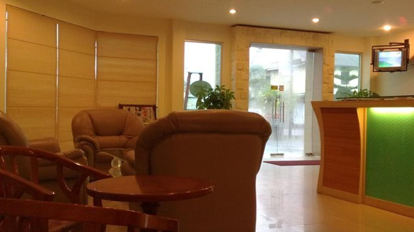 King Ing Hotel